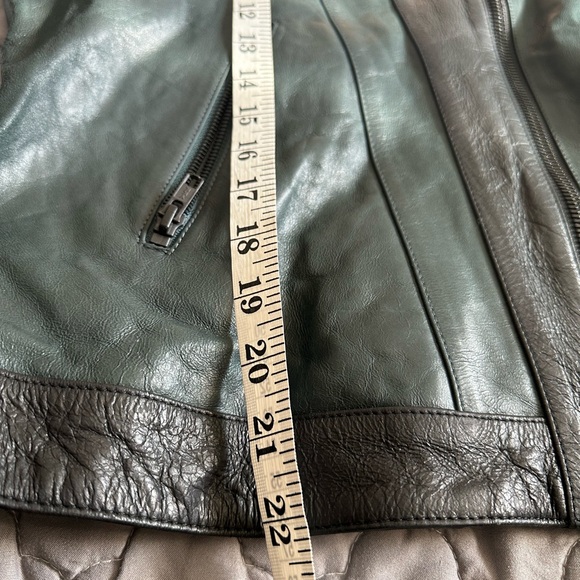 Theory Forest Green and Black Lambskin Leather Jacket EUC - Picture 8 of 14